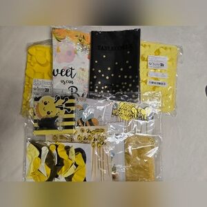 Bee-Themed Party Supplies Set